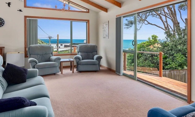 Baylys Beach House | Games room, 250mtrs to beach, spacious, comfy beds