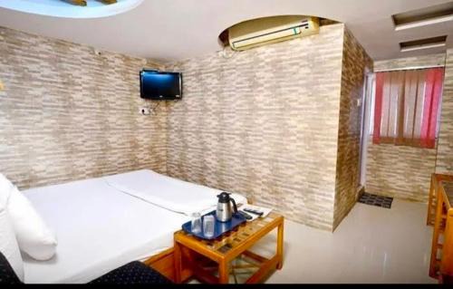 Maharana Pratap Nagar Hotel | Ganpati Hotel