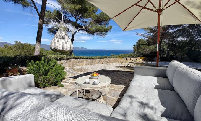 Cap Benat House | Gaou Benat family villa only 99m to the private beach