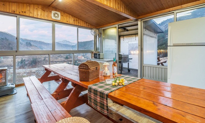 Deokhyeon House | Gapyeong Dream Pool Villa pet Pension