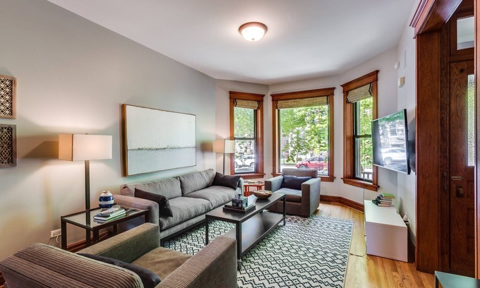 Logan Square Apartment | Garage Parking! Walk to Logan Square Station Plus Great Local Restaurants and Bars by AllSet Turnover