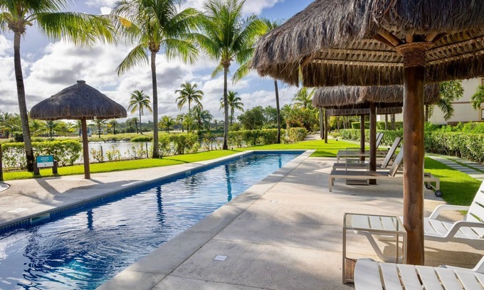 Praia do Forte RV Rental | Garden Apartment in the Iberostar Complex. A Refuge in Praia do Forte