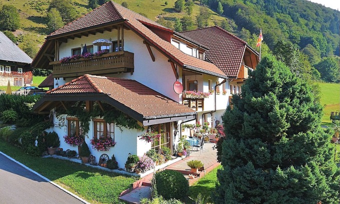 Brandenberg-Fahl Apartment | Garden Apartment, Brandenberg