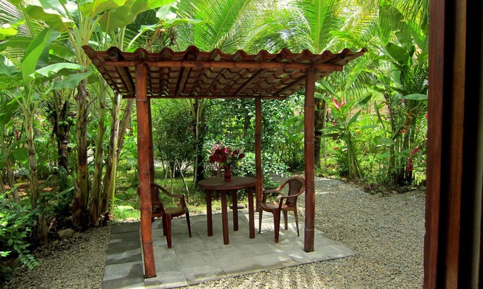 Baru House | Garden Cabina/Bungalow next to Nauyaka WaterFalls