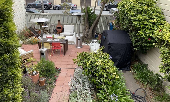 Richmond District Cottage | Garden Cottage 1 block from Golden Gate Park