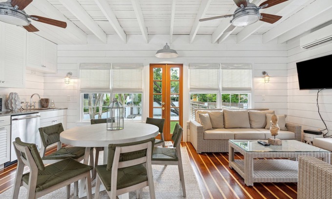 Harleston Village House | 'Garden Cottage' at The Broad Street Residences