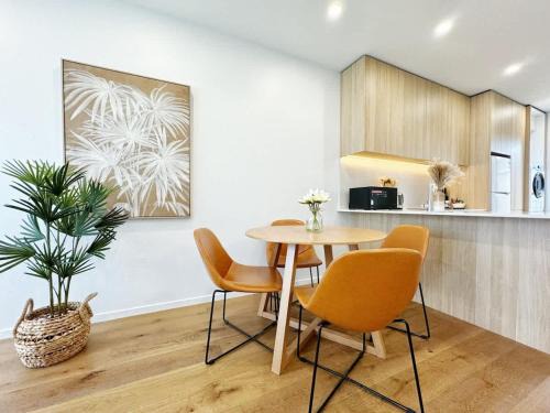 Grey Lynn House | Garden Gem 2 BDR & 1 Study Townhouse Near City Center