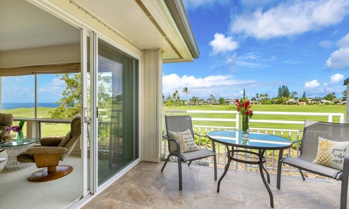 Princeville Condo | Garden Island Paradise: Quiet, Comfort, and AC, a true feeling of Aloha!