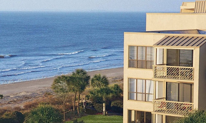 Beach Lagoon Resort | Garden View - 3 Bedroom - Marriott's Monarch at Sea Pines - Full Resort Access