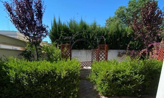 Leverano House | Garibaldi Apartment | outdoor space, wifi