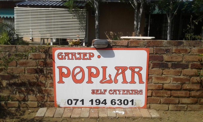Gariepdam Apartment | Gariep Poplar, Self-catering