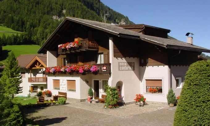 Santa Cristina Val Gardena House | Garnì Conturina