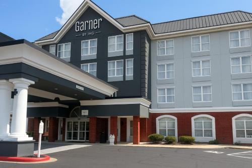 Evansville Hotel | Garner Hotel Evansville East