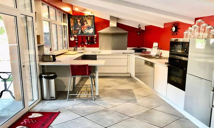 Plage de la Garonnette Villa | Garonnette Residence - House for 4/5 people - Private swimming pool - Air conditioning - WiFi - Beach - Sainte Maxime