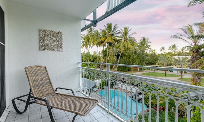 Port Douglas Apartment | Garrick House