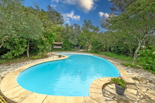Quartier des Espesses Apartment | Garrigue de Nîmes - Climatisé avec piscine partagée
