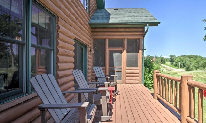 Garrison House | Garrison Golf Course Townhome 1 Mi to Lake!