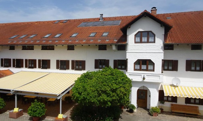Eiselfing House | Gartlacher Hof