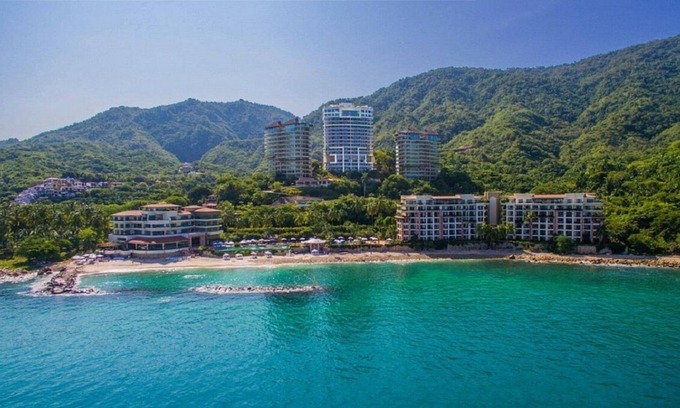 South Shore Hotel Area Resort | Garza Blanca Preserve Resort & Spa. Where Mountain and jungle meet the Ocean!!!