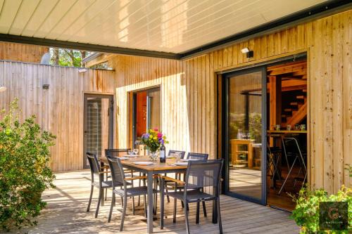 Gastes Ski Chalet | Gastes, Charmant chalet en bois avec Jacuzzi 6 pers