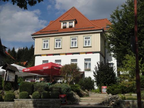 Schierke House | Gasthaus Brockenhėxe mit Restaurant & Café