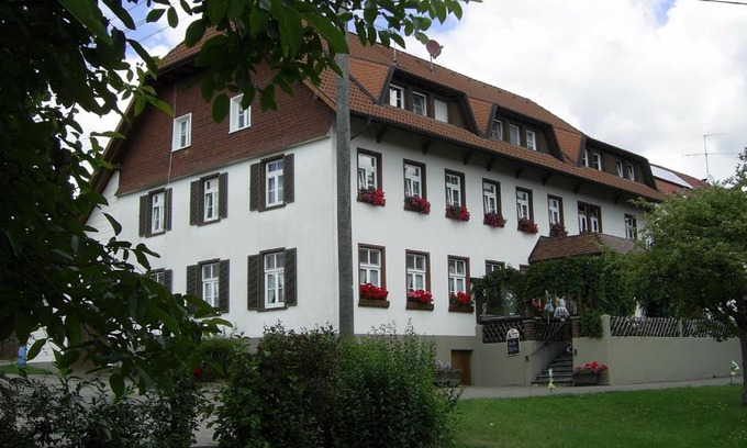 Uehlingen-Birkendorf Hotel | Gasthaus zum Schwanen