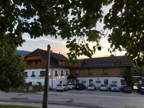 Falkenburg Hotel | Gasthof Grabenwirt