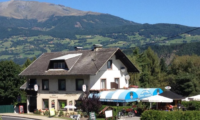 Baldramsdorf Bed & Breakfast | Gasthof-Pension Reidnwirt