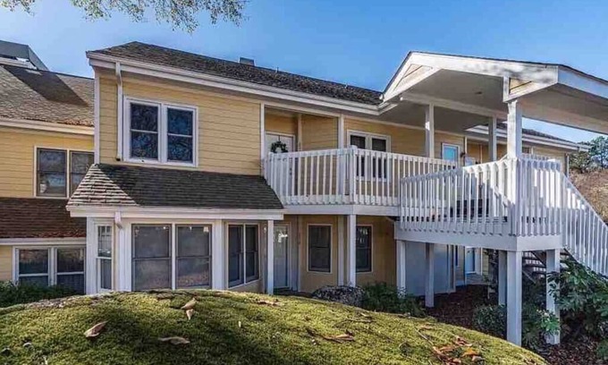 Columbia Apartment | ✨Gated ✨2 bed, 2 bath townhome close to downtown!
