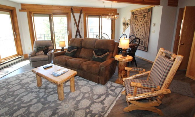 Crested Butte Condo | "Gateway," Incredible Ski in/out Gateway Condo. Comfortable, dog friendly, hot tub!