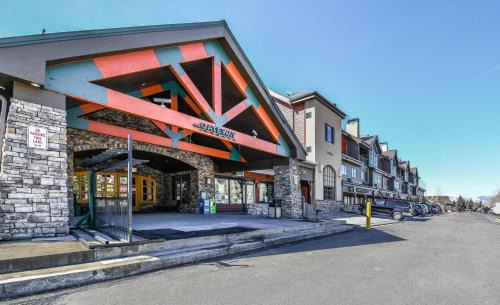 Mountain House House | Gateway Lodge 5099 by SummitCove Lodging