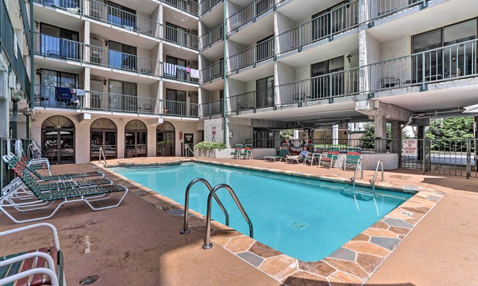 Gatlinburg Condo | Gatlinburg Condo: Walk to Downtown Attractions!