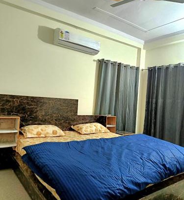 Tapovan House | Gaurav Family Guest House