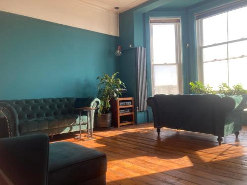 Hastings Apartment | Gavin's Sea Pad