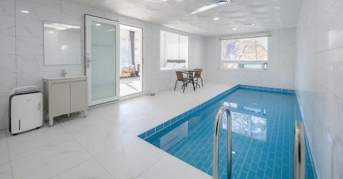 Gapyeong Villa | Gaypeng Poolvilla Lisum Five Penison