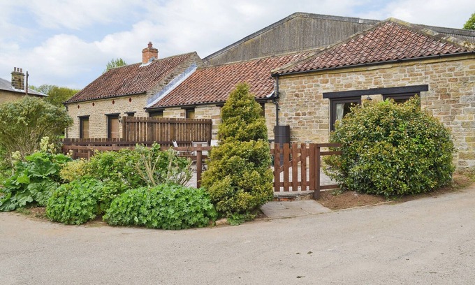 Scarborough Cottage | 1 bedroom accommodation in High Yedmandale near West Ayton