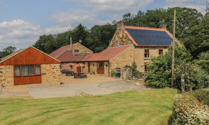 Thirsk Cottage | Cabin ∙ 2 bedrooms ∙ 4 guests