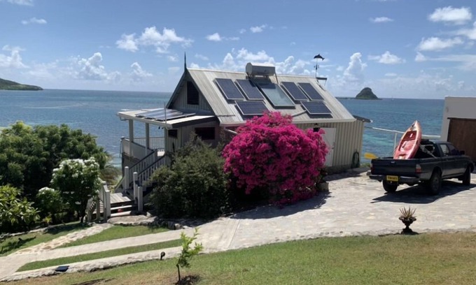 Argyle Apartment | Secluded romantic getaway with the turquoise Caribbean sea just steps away.