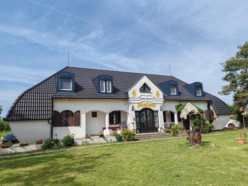 Jakabszallas House | Gedeon Tanya Panzió