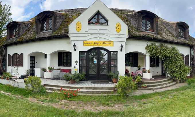 Jakabszallas House | Gedeon Tanya-Panzió