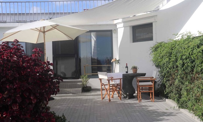 Faja de Baixo Apartment | Gemütliches Wohnung Über die Stadt von Ponta Delgada, mit Meer Blick