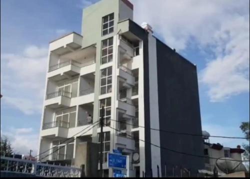 Bole Apartment | Gemütliches Zimmer in guter Lage