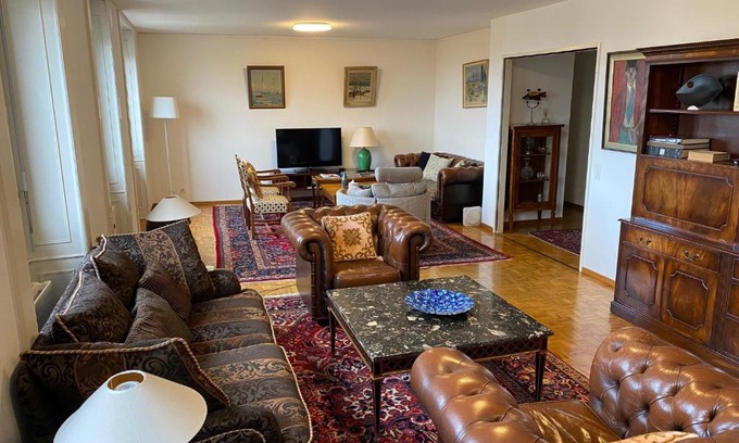 De-Roches Apartment | Genève, plein centre,belle vue Lac, splendide et grand appartement
