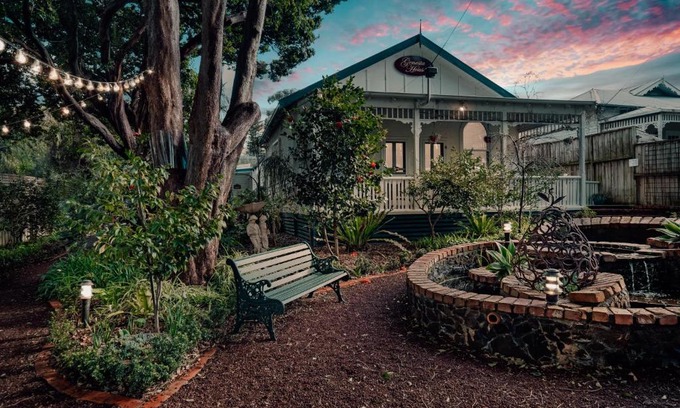 Cowes House | Genesta House