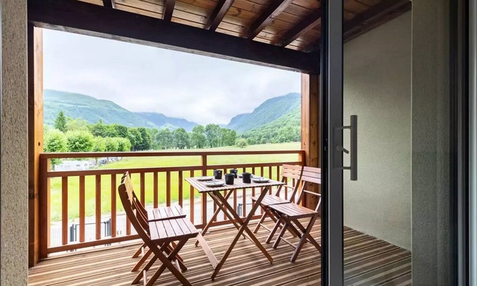 Peyragudes Apartment | Genos Apartment 4 Personen Am See