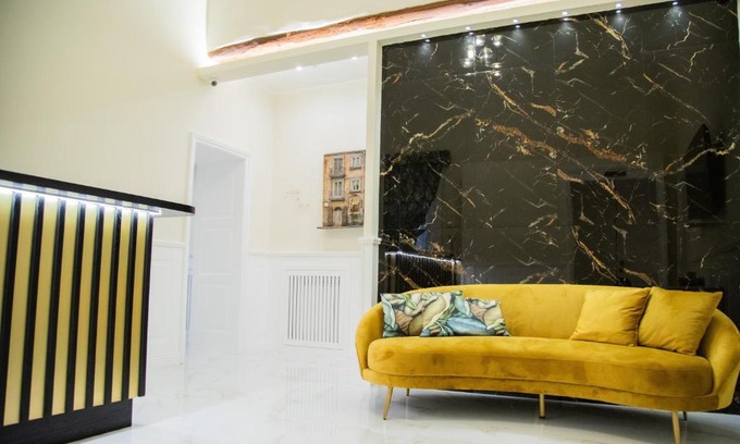 Naples City Centre Bed & Breakfast | Gentile Suite Centro Storico