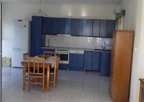 Spata-Artemida Apartment | GEORGE HOUSE