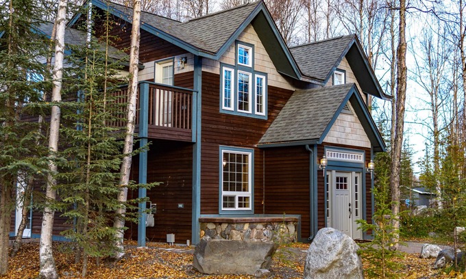 Kenai House | Georgeous Kenai Home nestled in woods