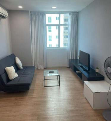 George Town Apartment | Georgetown ins cozy 2 bedroom