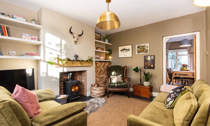 Henfield Cottage | Georgian cottage in the heart of Henfield village